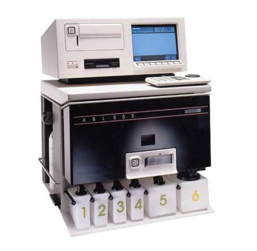 Анализатор газов крови, электролитов и метаболитов ABL 555